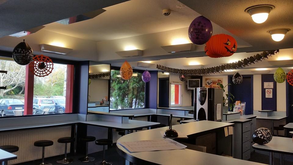Drive Inn Hotel Törökbálint Eksteriør bilde