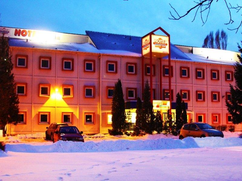 Drive Inn Hotel Törökbálint Eksteriør bilde