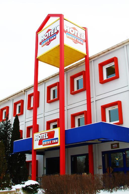 Drive Inn Hotel Törökbálint Eksteriør bilde